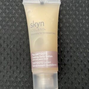 Skyn Iceland-“The Antidote” Cooling Daily Lotion 0.5 fl oz/15 ml